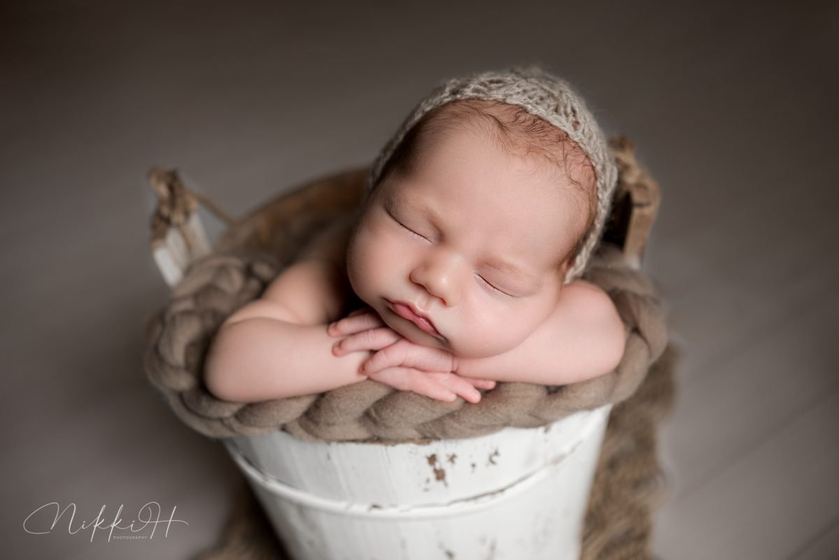 Vintage Inspired White Wooden Bucket